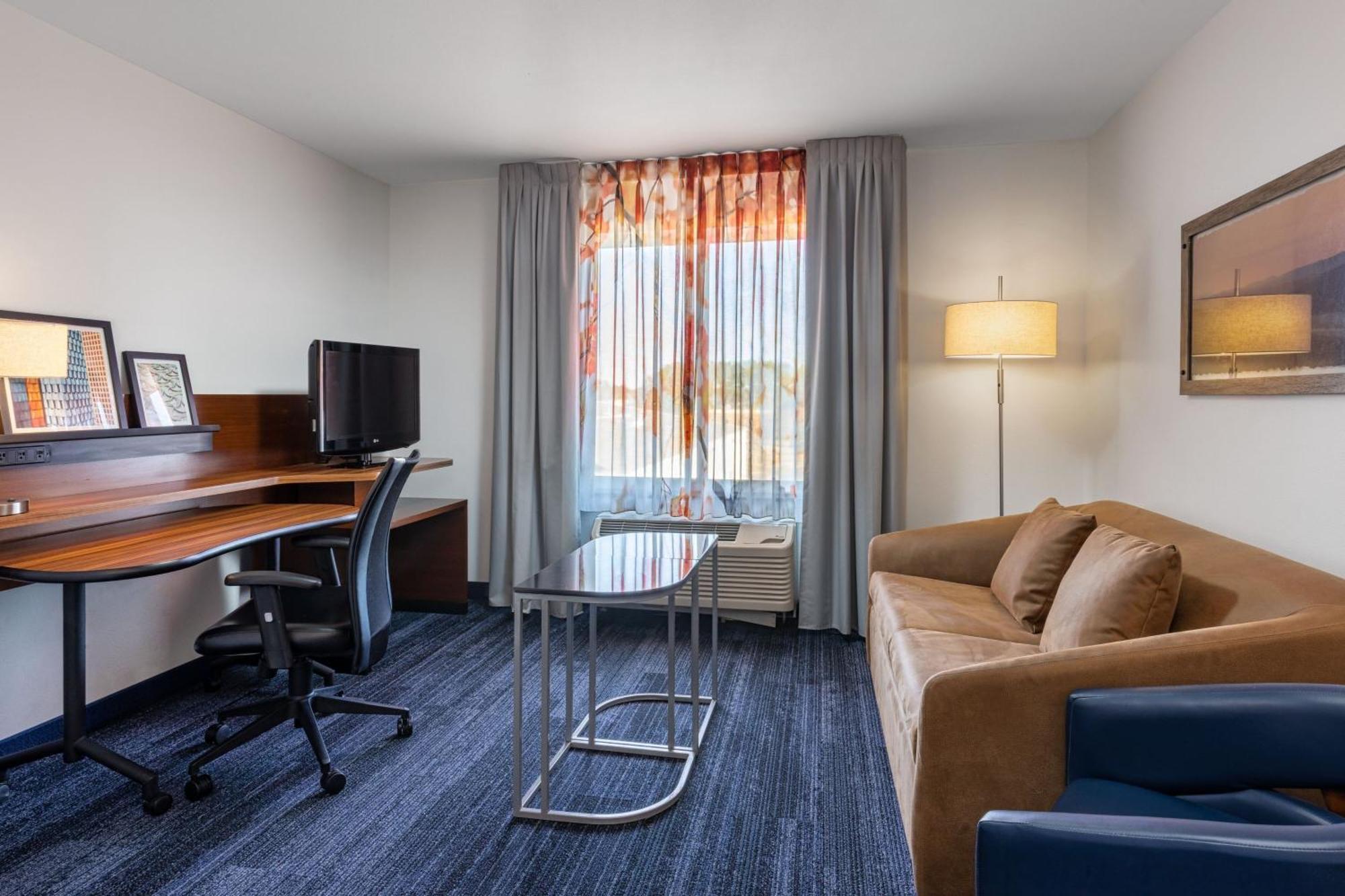 Fairfield Inn & Suites By Marriott Smithfield Εξωτερικό φωτογραφία