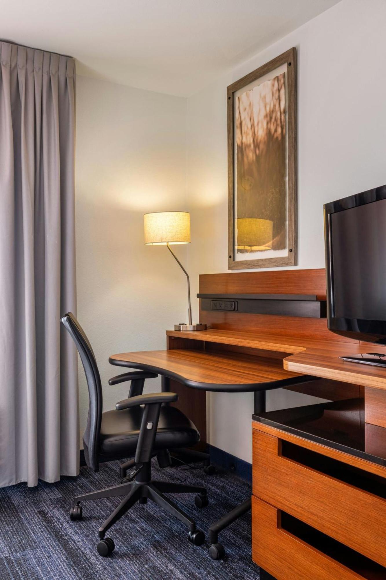 Fairfield Inn & Suites By Marriott Smithfield Εξωτερικό φωτογραφία